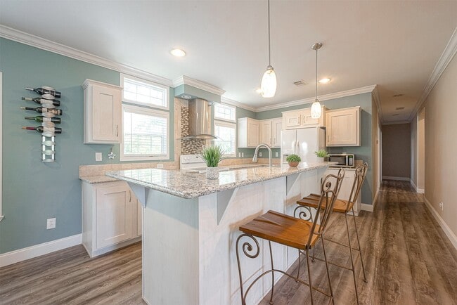 Building Photo - 20547 S Post Oak Blvd