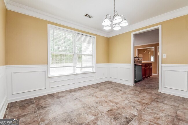 Building Photo - 6312 Selborn Dr SW