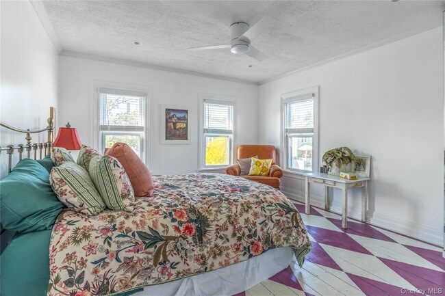 Building Photo - 312 5th Ave