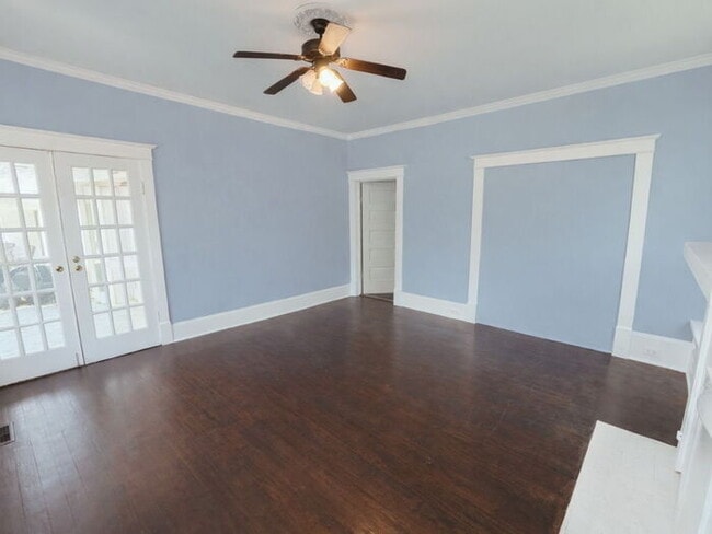 Building Photo - 1025 Hillyer Ave