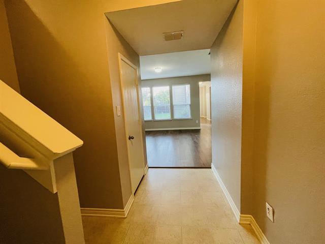 Building Photo - 7120 Wind Row Dr