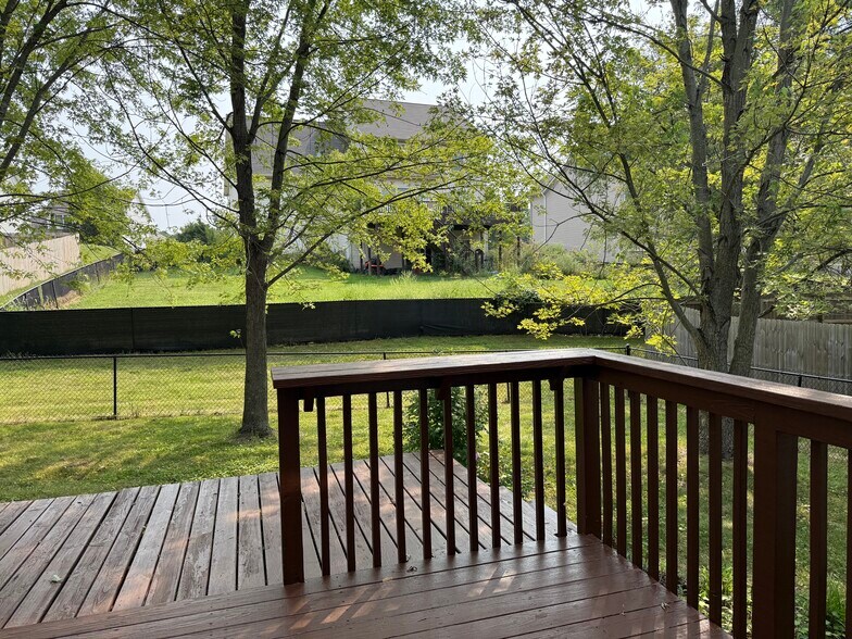 Building Photo - 4816 N Ashcroft Ln