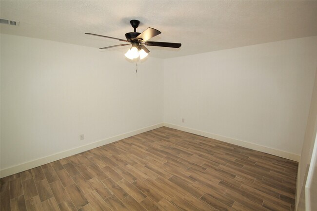 Building Photo - 21323 Park Wick Ln