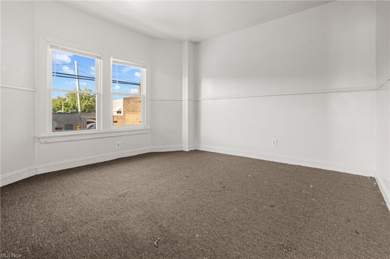 Building Photo - 15300 Waterloo Rd