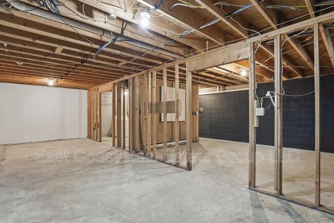 Building Photo - 115 Evans Run Dr