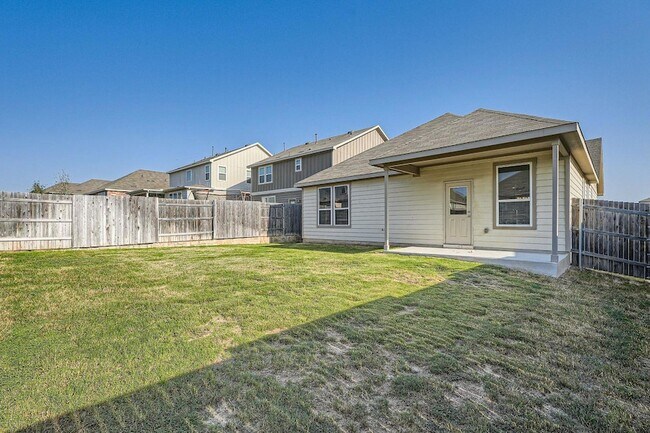 Building Photo - 190 Purple Heart Dr