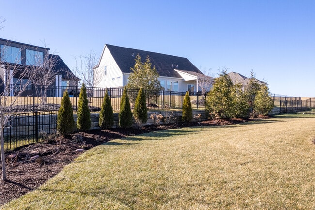 Building Photo - 4914 Glide Cv