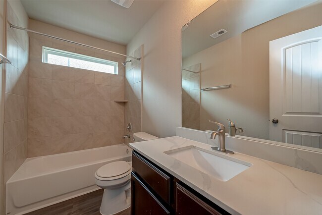 Building Photo - 17219 Quiet Song Ct