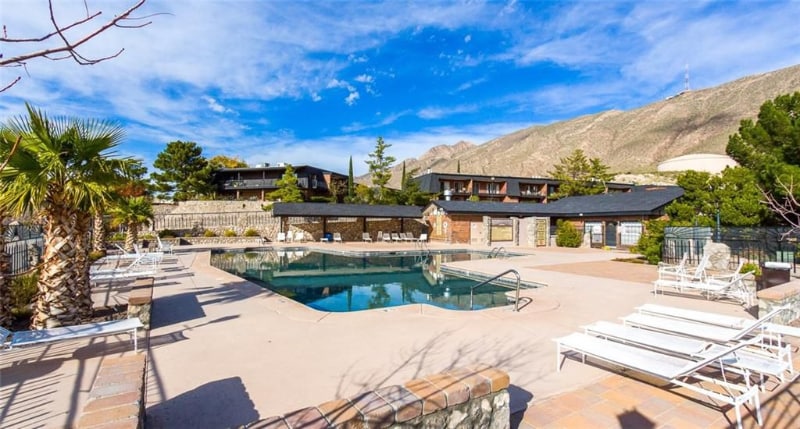 Building Photo - 4800 N Stanton St