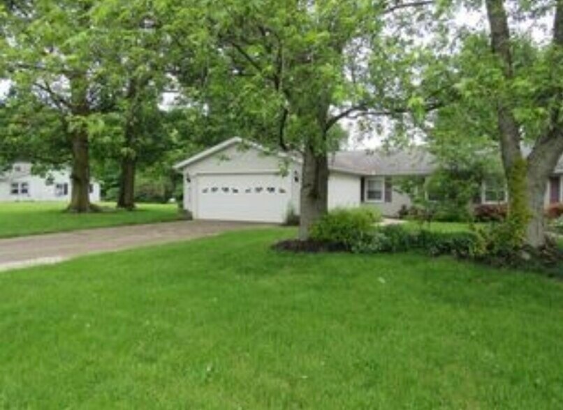 Building Photo - 5793 Opal St