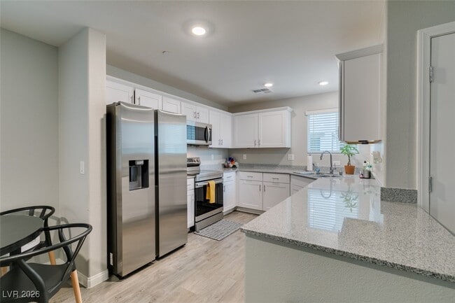 Building Photo - 12349 Golden Wreath Rd