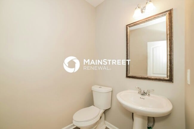 Building Photo - 4 Bedroom Pet-Friendly Home in Union City, GA with Main Street Renewal