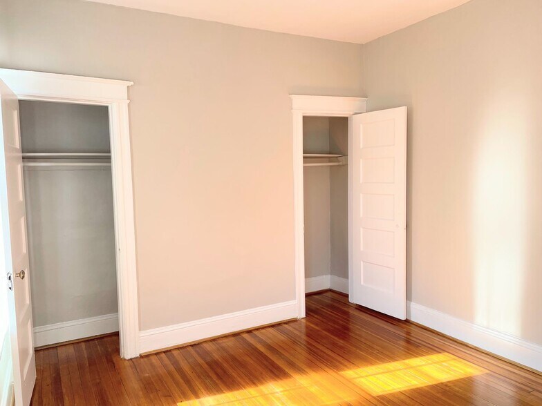 Building Photo - 1715 P St NW