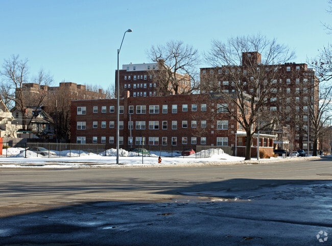 Building Photo - Gillham House