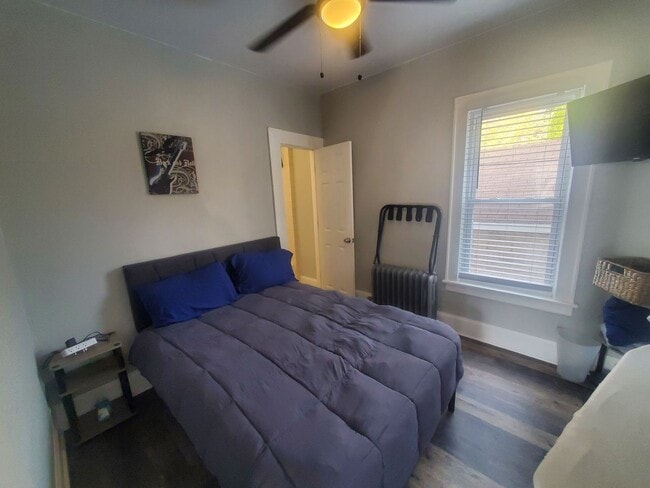 Building Photo - 2867 N Fratney St