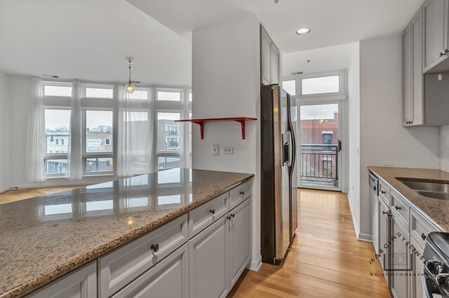 Building Photo - 3450 S Halsted St