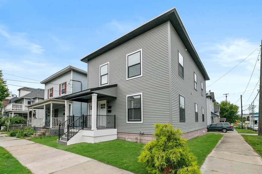 Primary Photo - 671 Turner Ave NW