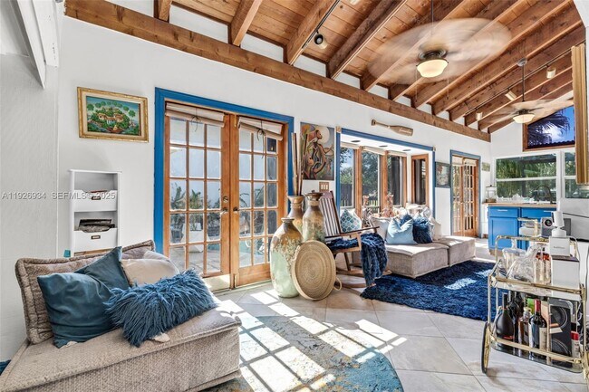 Building Photo - 1420 W Sandpiper Cir