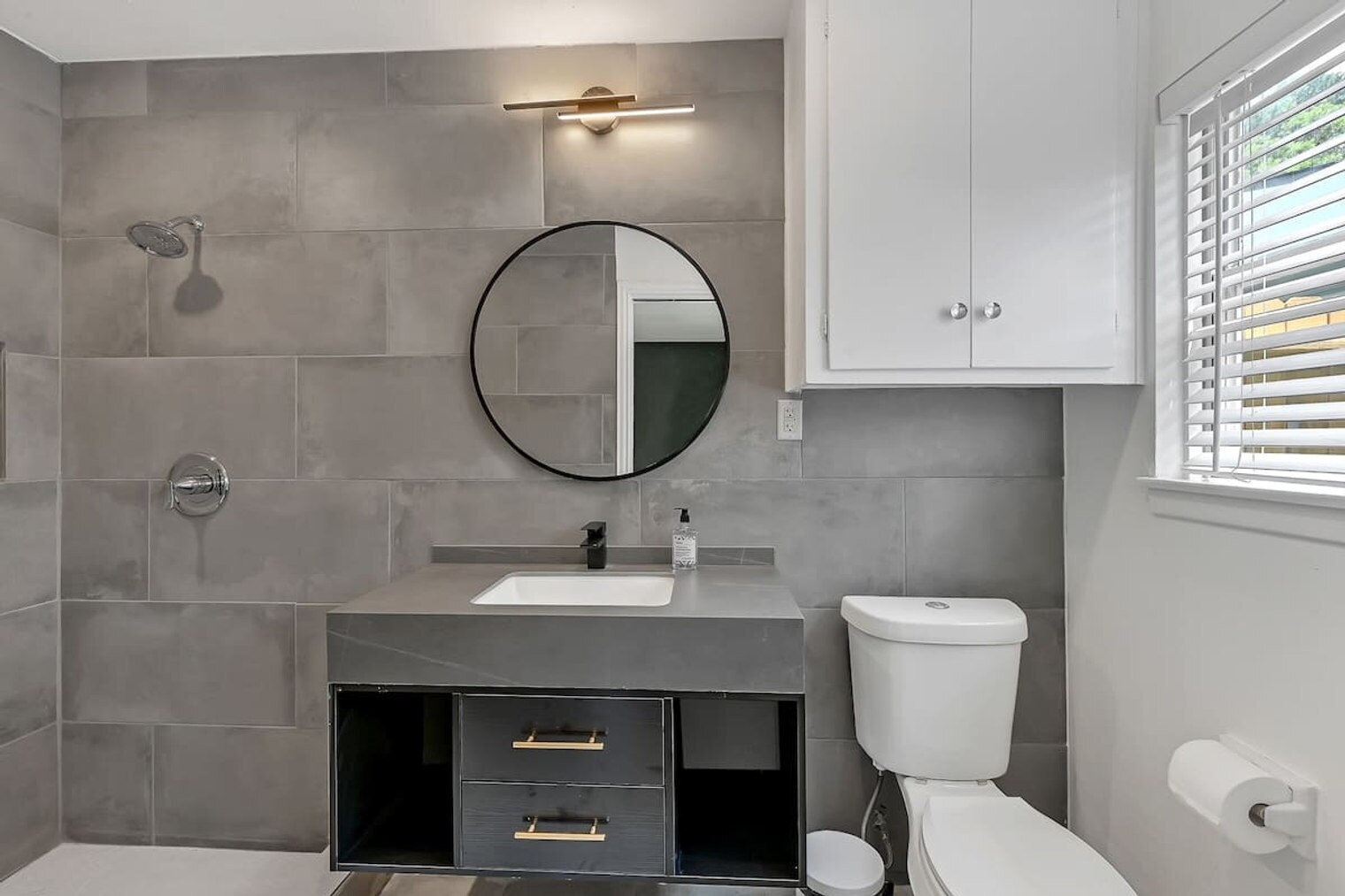 Building Photo - 5415 Carew St