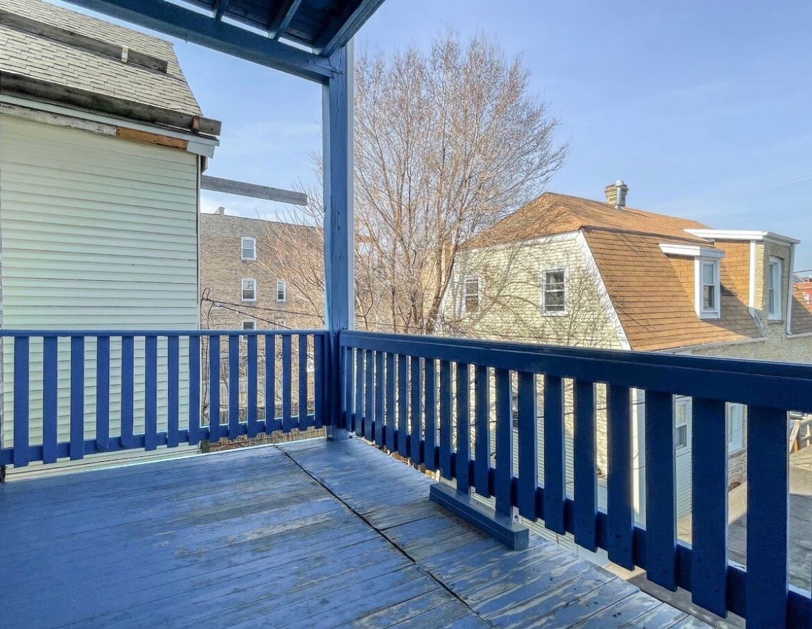 Building Photo - 3422 W McLean Ave