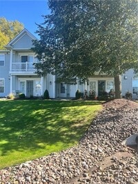 Building Photo - 2755 N Forest Rd