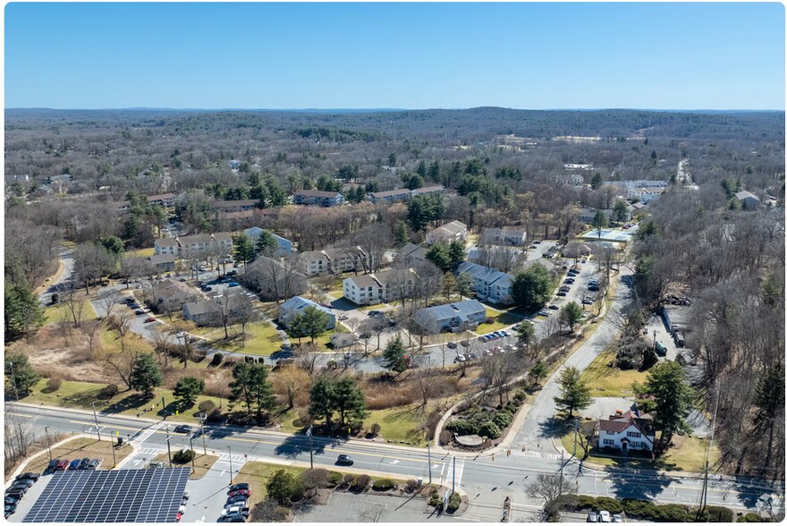 Building Photo - 45 Village Brook Ln