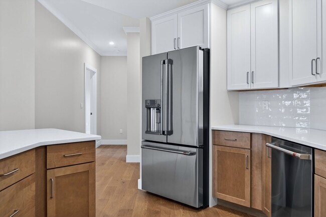 Building Photo - Gorgeous 2 Bed + Office | 2 Bath | 1,771 Sq Ft | Brand New Construction