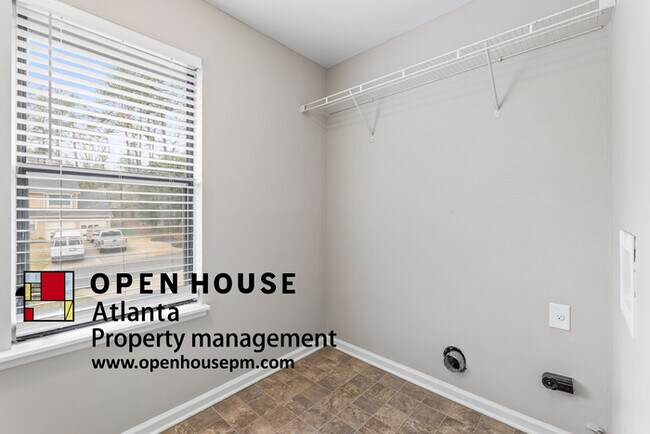 Building Photo - 521 Roys Ct, Lawrenceville