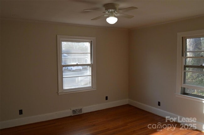 Building Photo - 801 Wood St