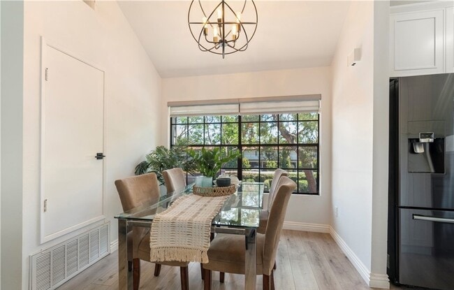 Building Photo - Clean and perfect One Bedroom