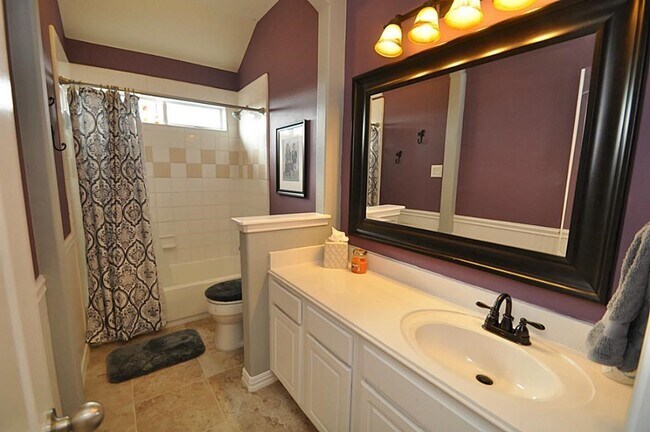 Building Photo - 2931 Silver Landing Ln