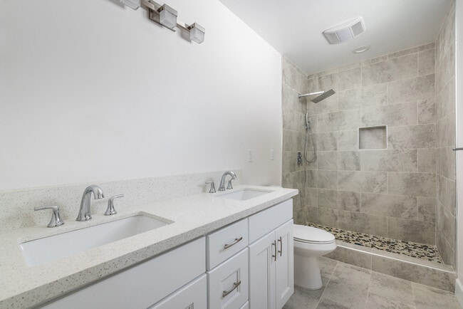 Building Photo - 7058 Willis Ave