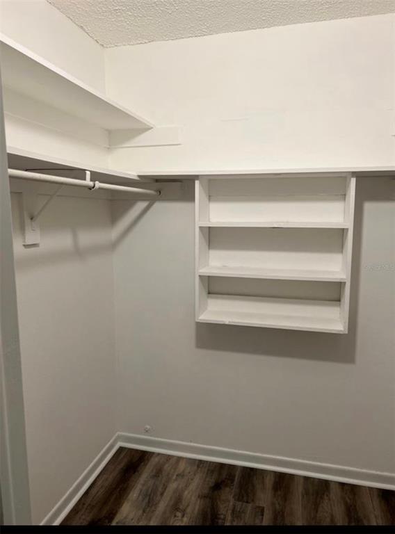 Building Photo - 2319 W Bristol Ave