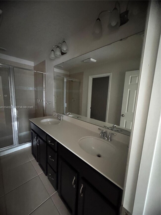 Building Photo - 2713 Giardino Loop
