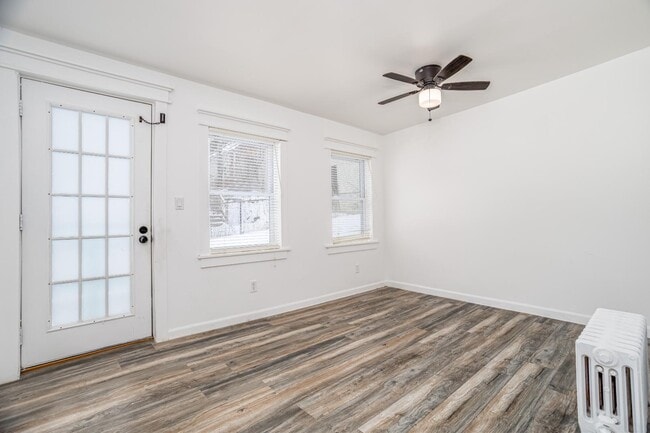 Building Photo - 47 Hartford St