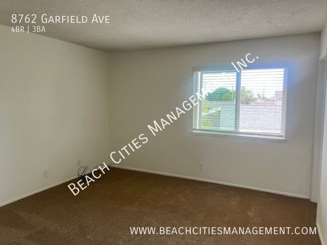 Building Photo - 8762 Garfield Ave