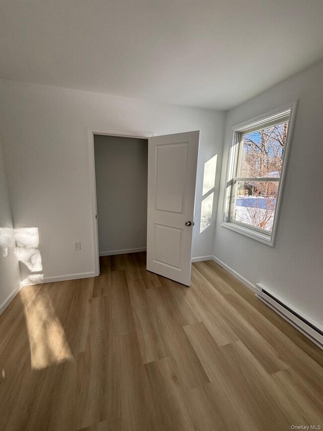 Building Photo - 237 Beaver Dr