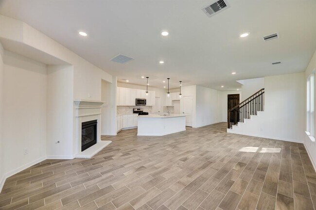 Building Photo - 14626 Hemlock Knl Ln