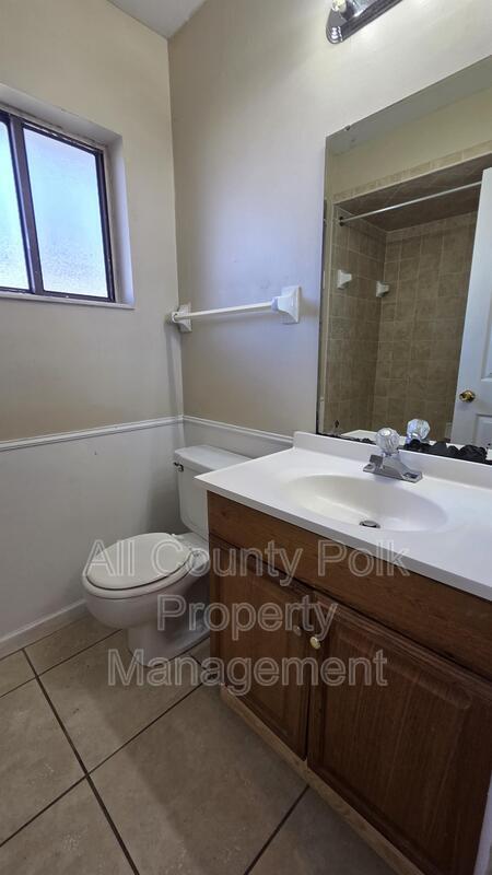 Building Photo - 248 Leelon Rd