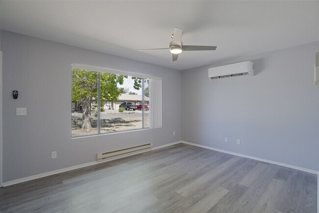 Building Photo - 3279 N Corrine Dr