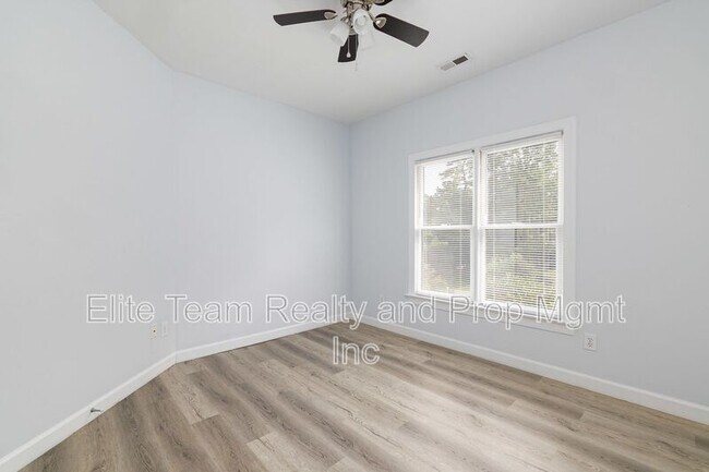 Building Photo - 5283 Downing Creek Dr