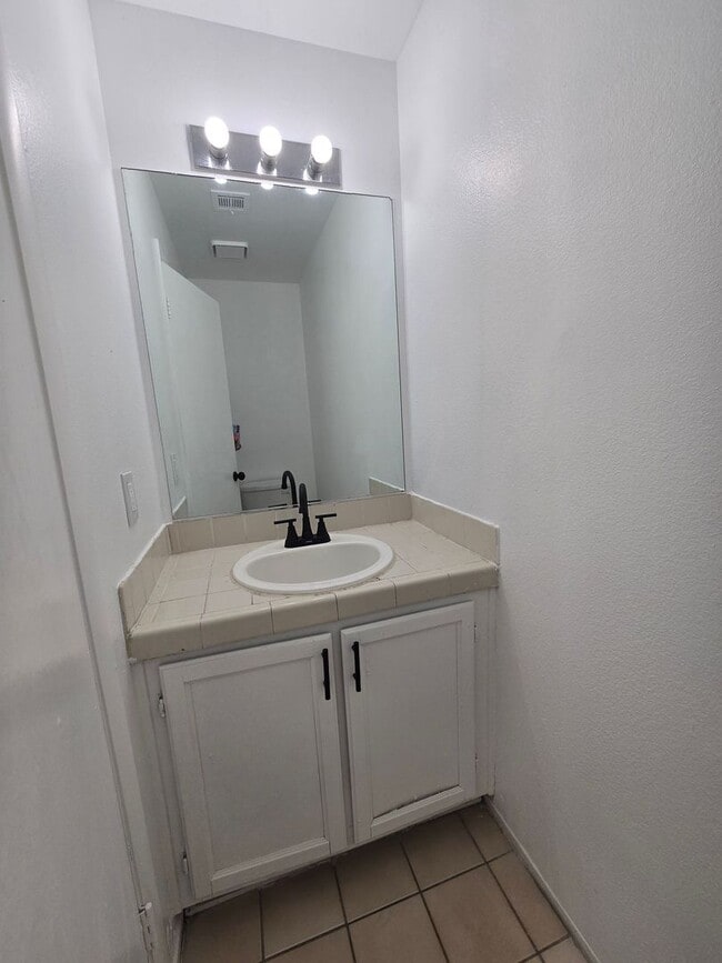 Building Photo - 2757 Trotwood Ln