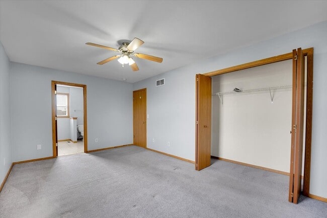 Building Photo - 6621 Samantha Ln