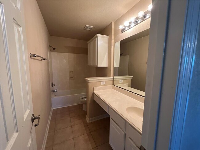 Building Photo - 13108 Shallow Falls Ln