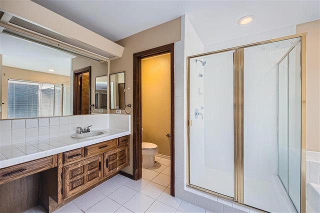 Building Photo - 3005 Saddlehead Dr