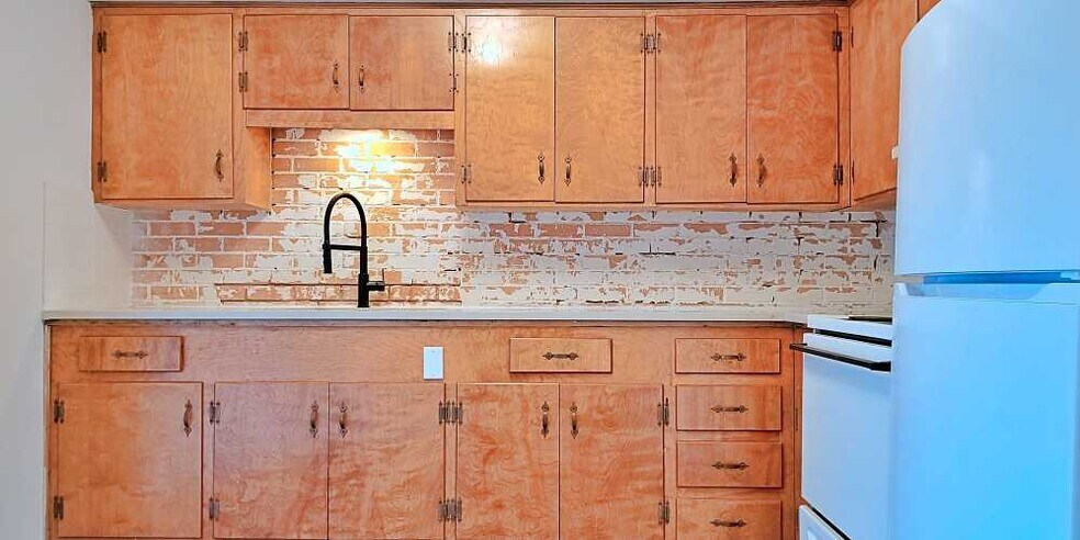 Building Photo - Swissaire Apartments