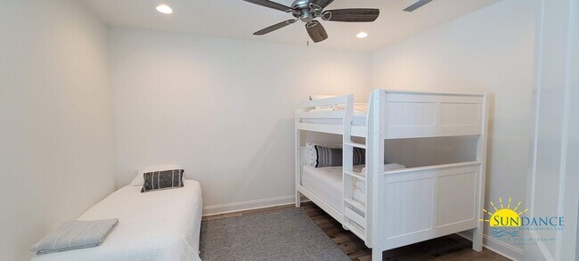 Building Photo - Luxury Living - Highly Desired Watersound Origins!