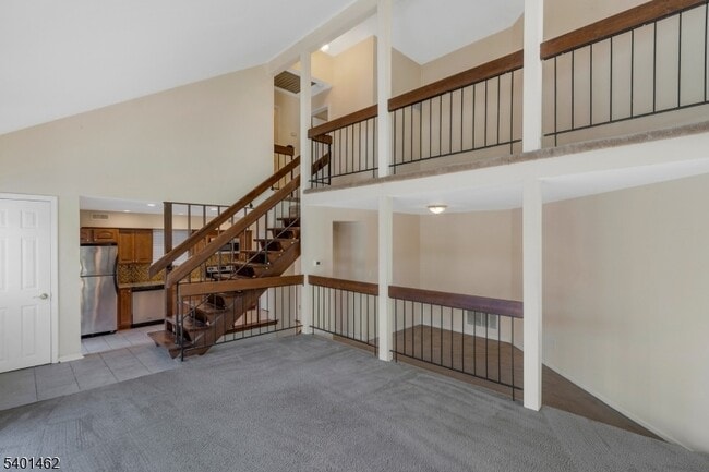 Building Photo - 117 Bluebird Dr