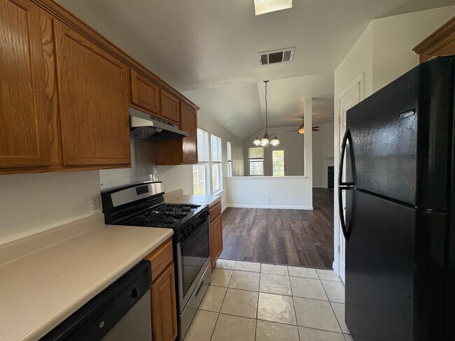 Building Photo - 21112 Derby Day Ave