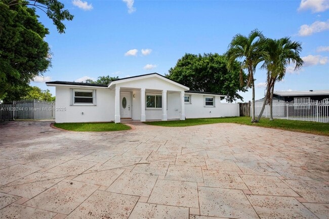 Primary Photo - 14601 SW 293rd Terrace